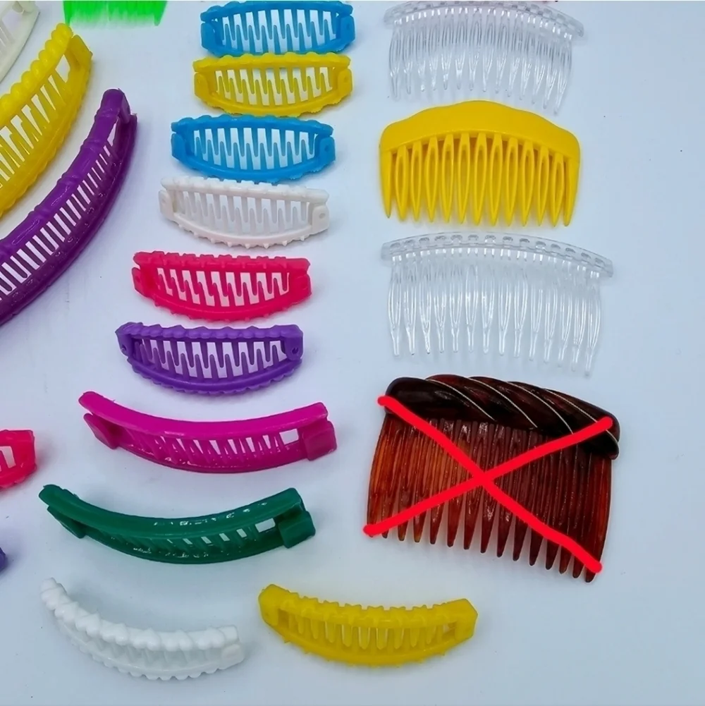 Vintage Banana Clips and Hair Pieces - Lot of 32